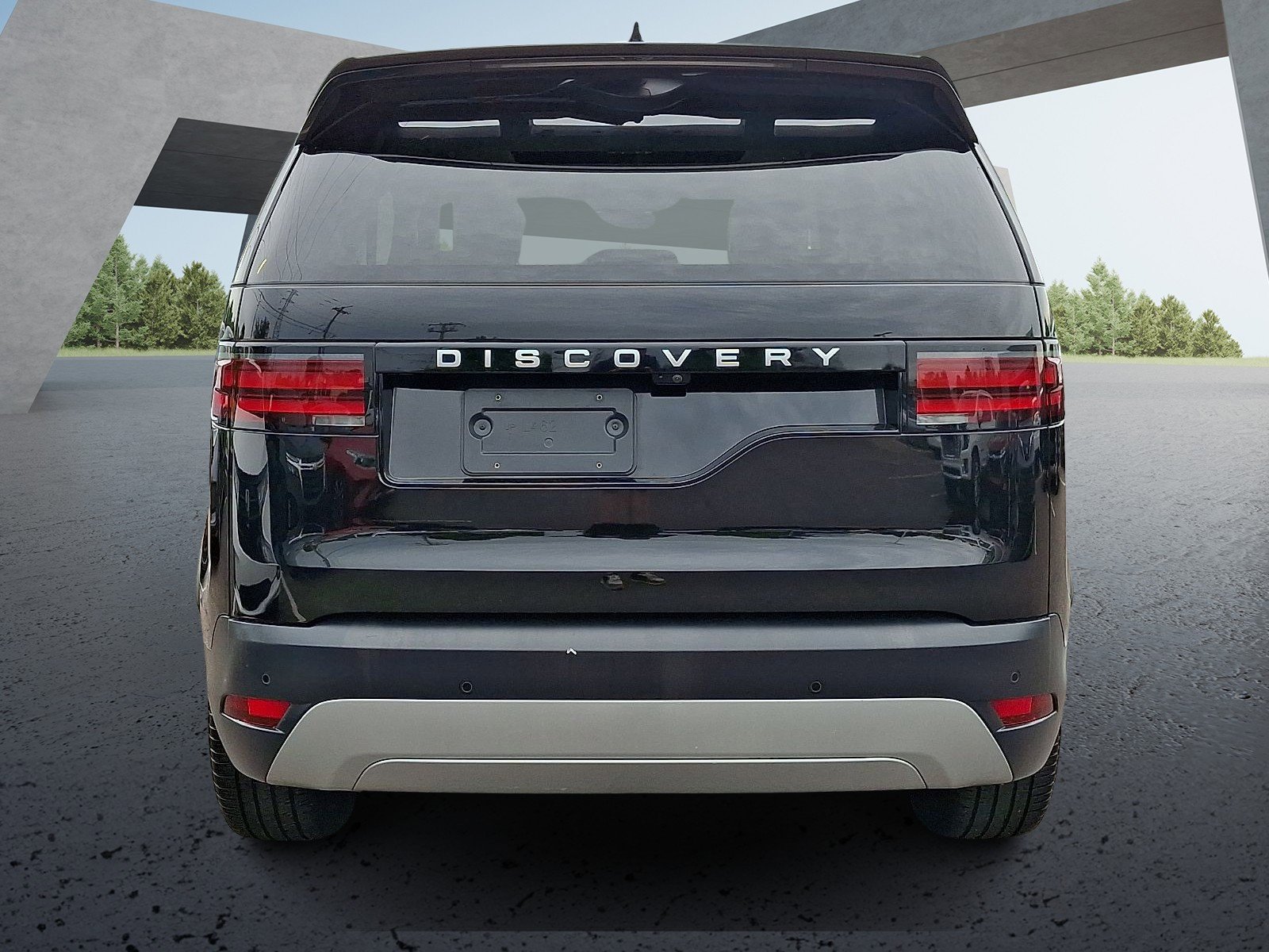 Used 2025 Black Land Rover S image 4