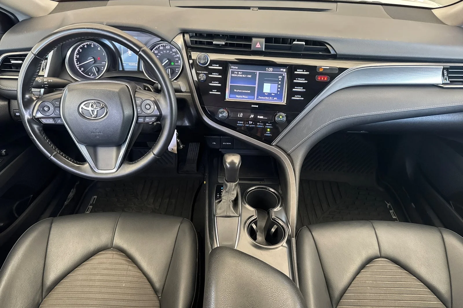 Certified Used 2020 Super White Toyota SE image 12