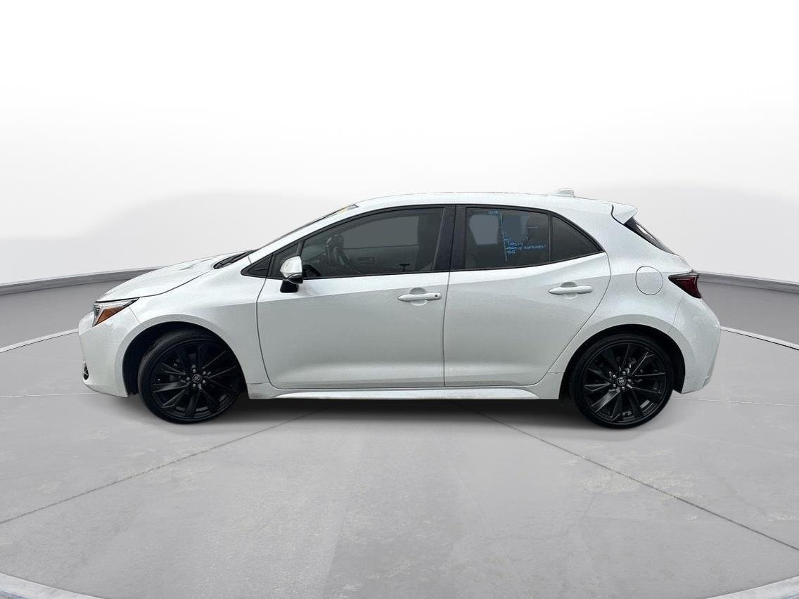 Used 2024 Wind Chill Pearl Toyota XSE image 9