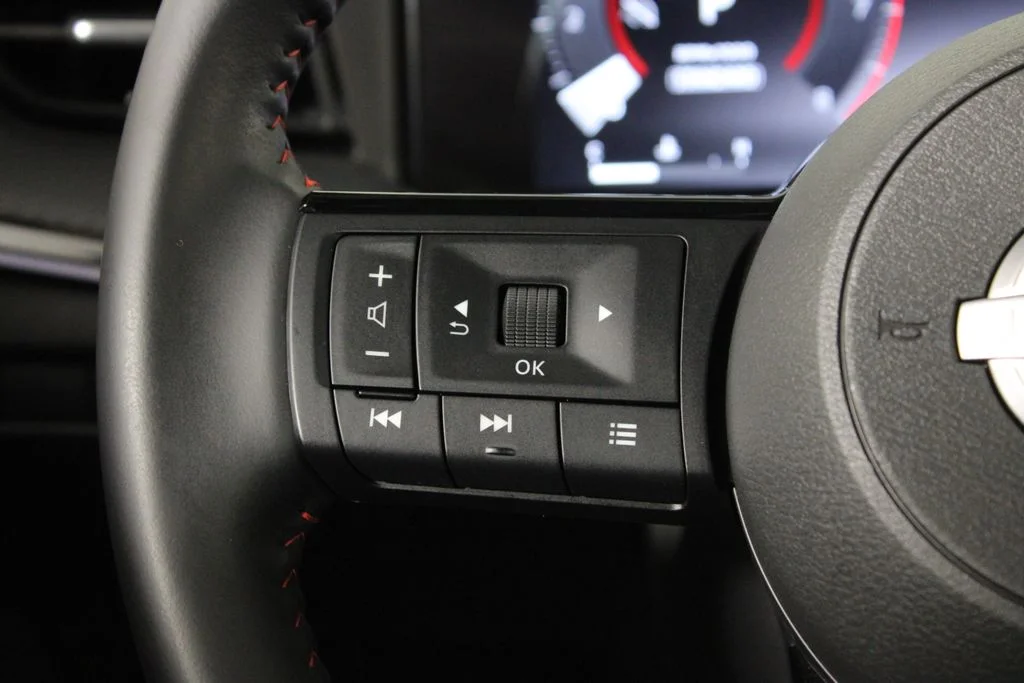 2025 Nissan Kicks SR - Photo 26