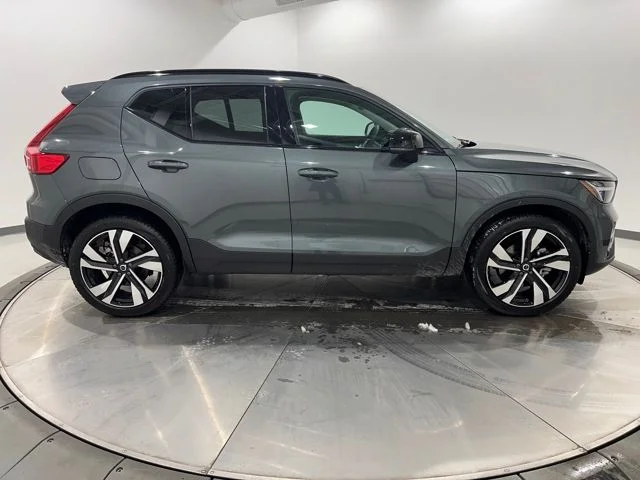 2026 Volvo XC40 Ultra - Photo 6