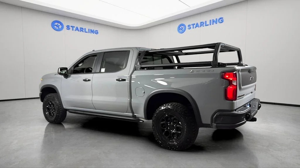 Used 2025 Slate Gray Metallic Chevrolet ZR2 image 4