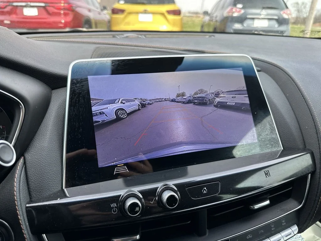 Used 2020 Gray Cadillac Sport image 17