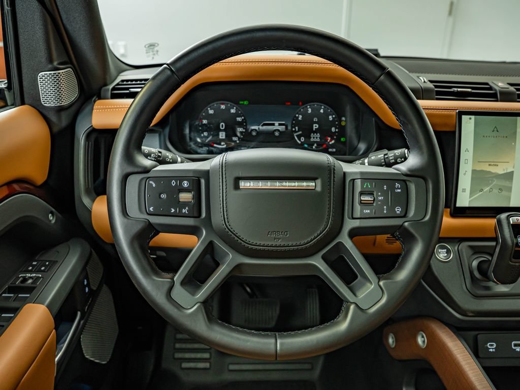 Used 2024 Sedona Red Land Rover X-Dynamic SE image 23