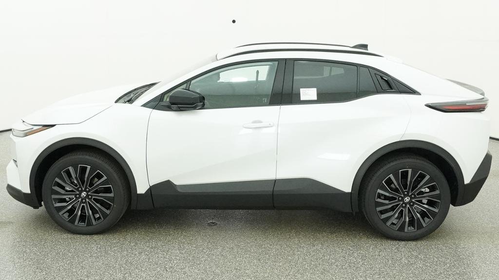 New 2026 Wind Chill Pearl Toyota XSE image 3