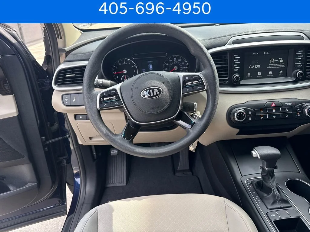 Pre-Owned 2020 Kia Sorento LX