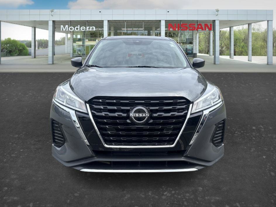Certified Used 2024 Gun Metallic Nissan S image 9