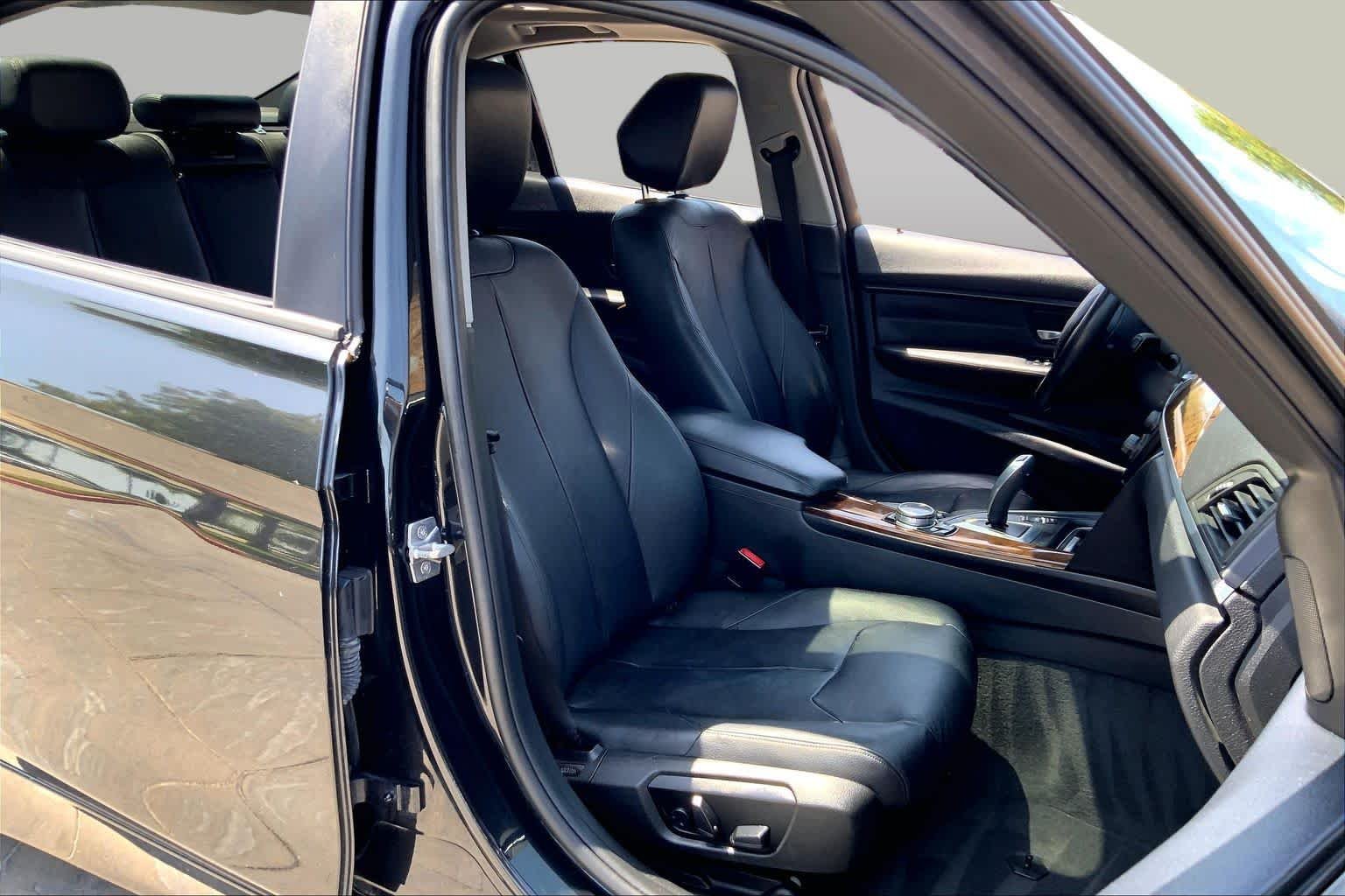 Used 2014 Jet Black BMW 328i image 9