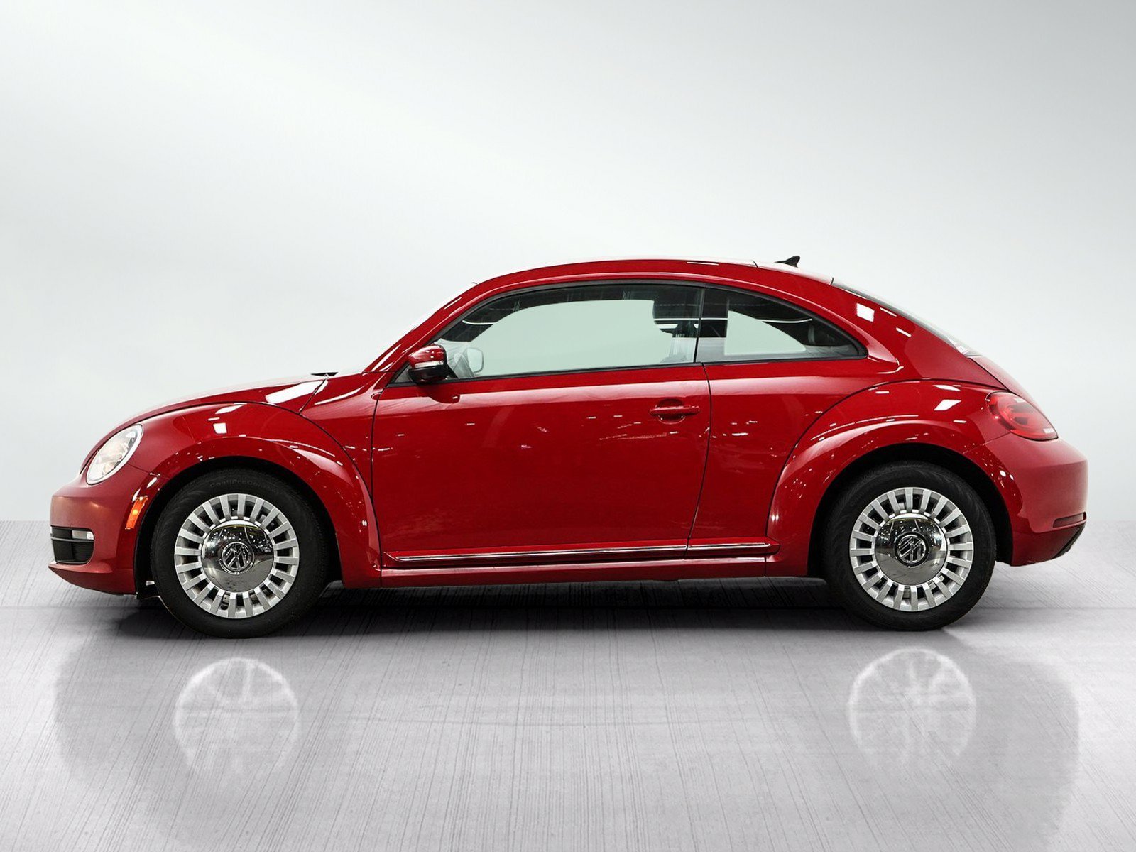 Used 2014 Volkswagen Beetle 1.8 with VIN 3VWH07AT5EM660248 for sale in South Saint Paul, Minnesota