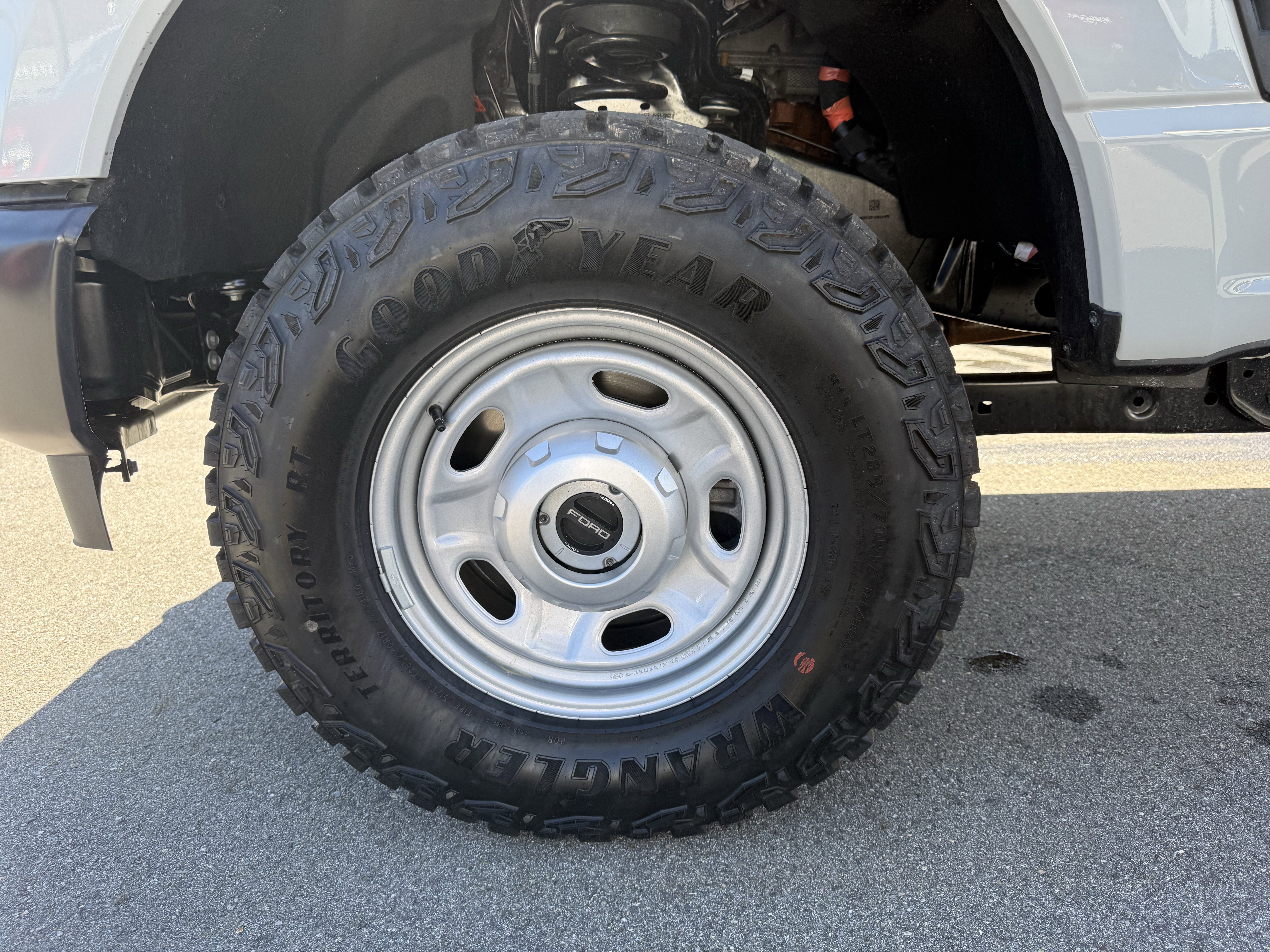 New 2026 Avalanche Ford XL image 16