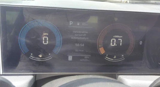 Used 2024 White Hyundai SEL image 10