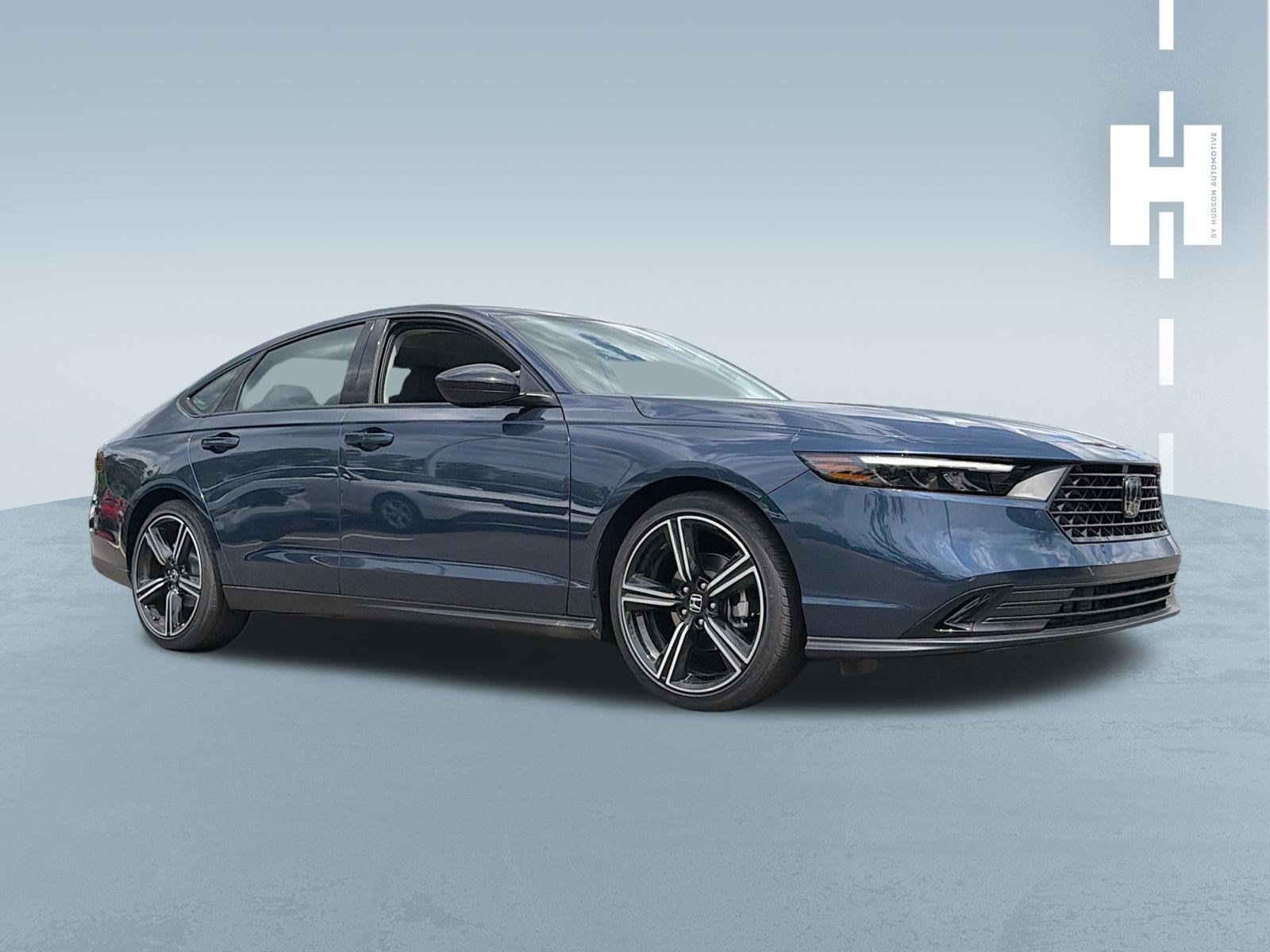 Used 2023 Gray Honda LX image 1