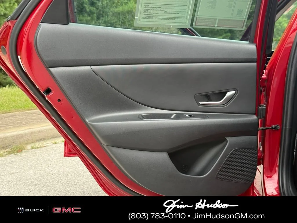 Used 2024 Red Hyundai SEL image 19