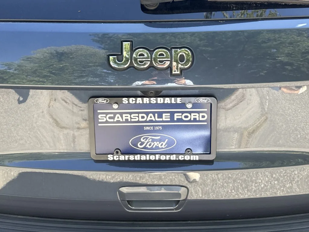 Used 2019 Blue Jeep Limited image 32