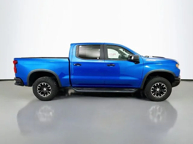 Used 2022 Blue Chevrolet ZR2 image 9