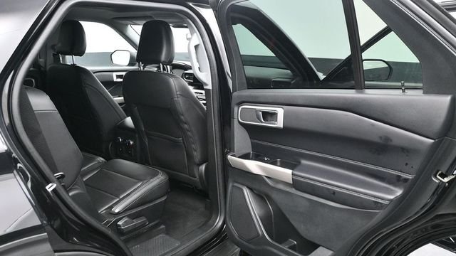 Used 2023 Black Ford XLT image 15