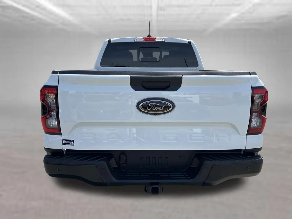 Used 2025 White Ford XLT image 4