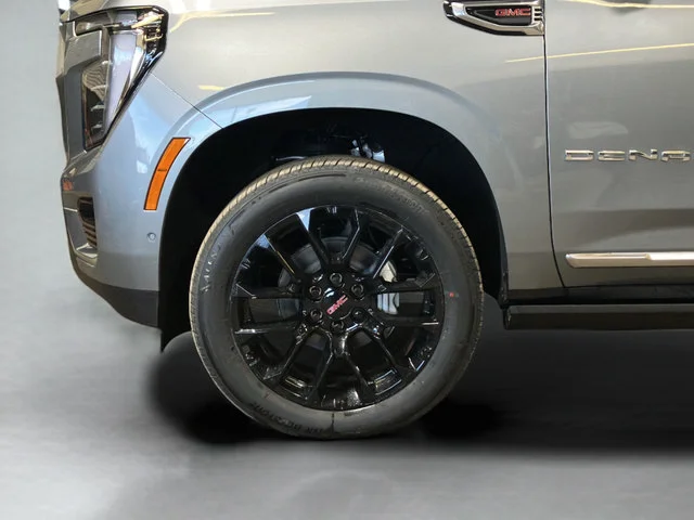 2026 GMC Yukon XL Denali - Photo 15