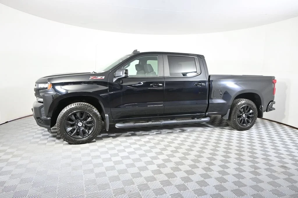 Used 2020 Chevrolet Silverado 1500 RST with VIN 1GCUYEED6LZ349294 for sale in Forest Lake, Minnesota