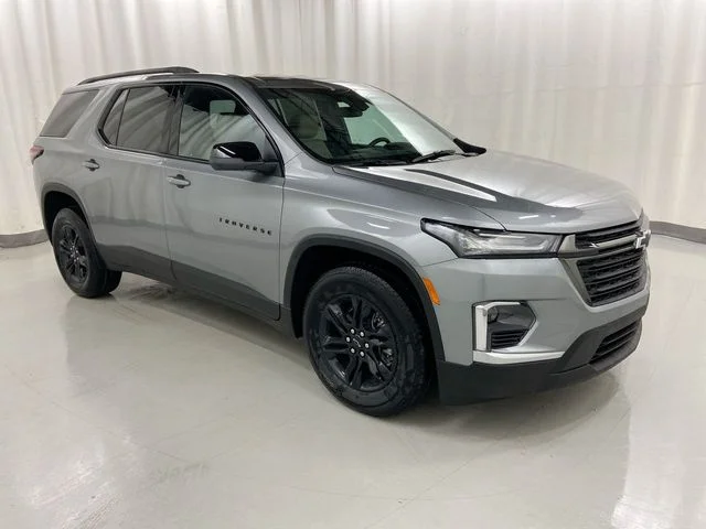 2023 Chevrolet Traverse AWD LS's photo
