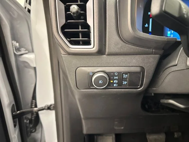 New 2026 Space White Metallic Ford Outer Banks® image 33