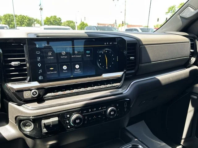 Used 2022 Ash Chevrolet ZR2 image 39