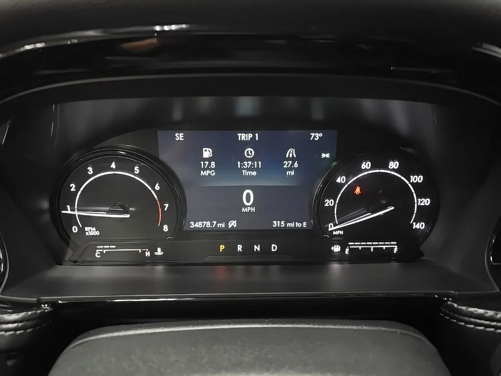 Used 2022 Radiance Metallic Lincoln Standard image 26