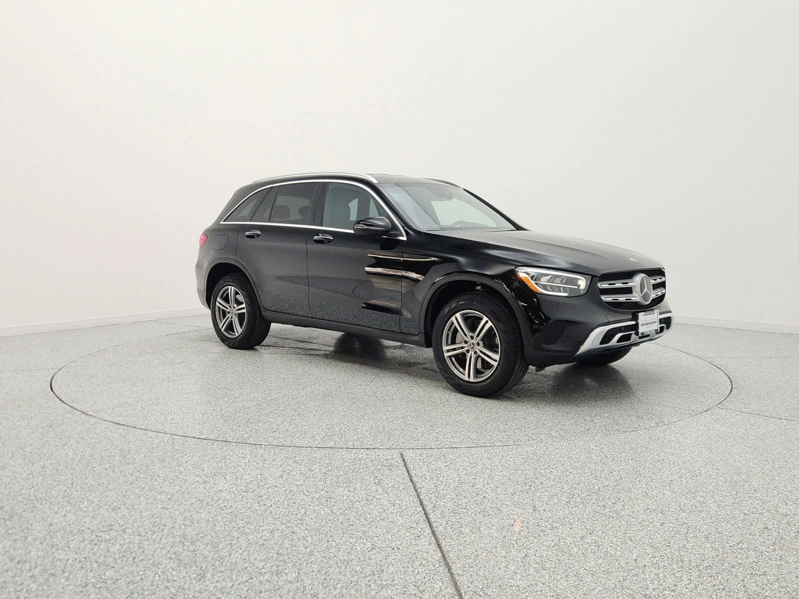 Used 2022 Black Mercedes-Benz GLC 300 SUV image 3