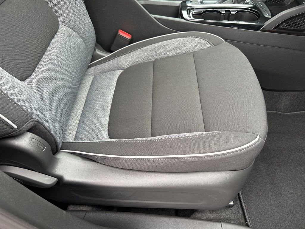 New 2026 Mosaic Black Metallic Chevrolet LT image 48