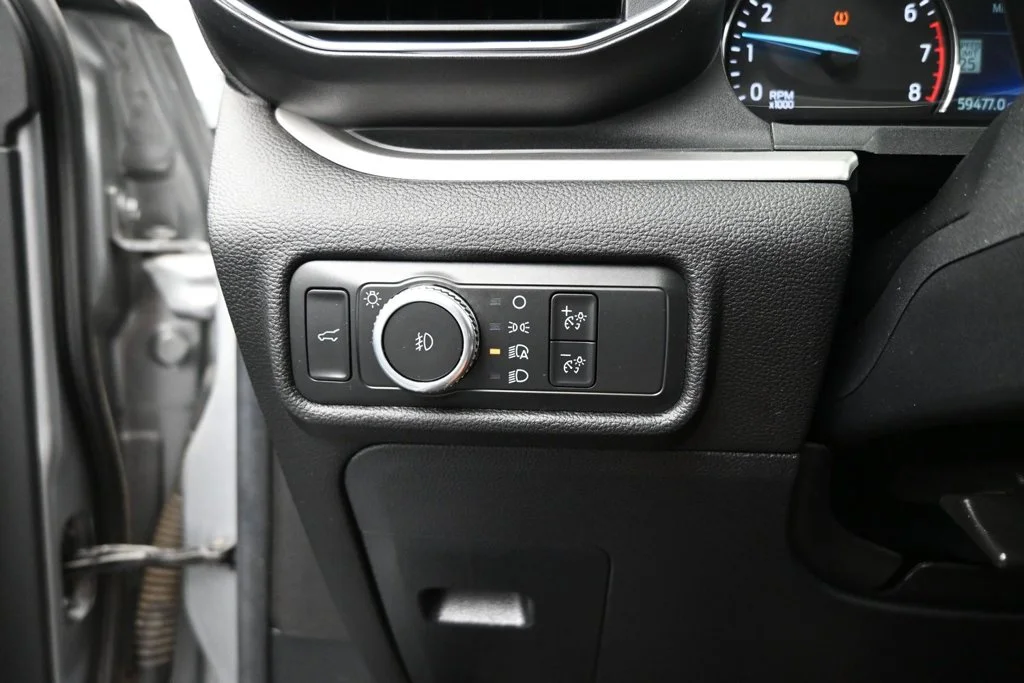 Used 2021 Silver Ford XLT image 12