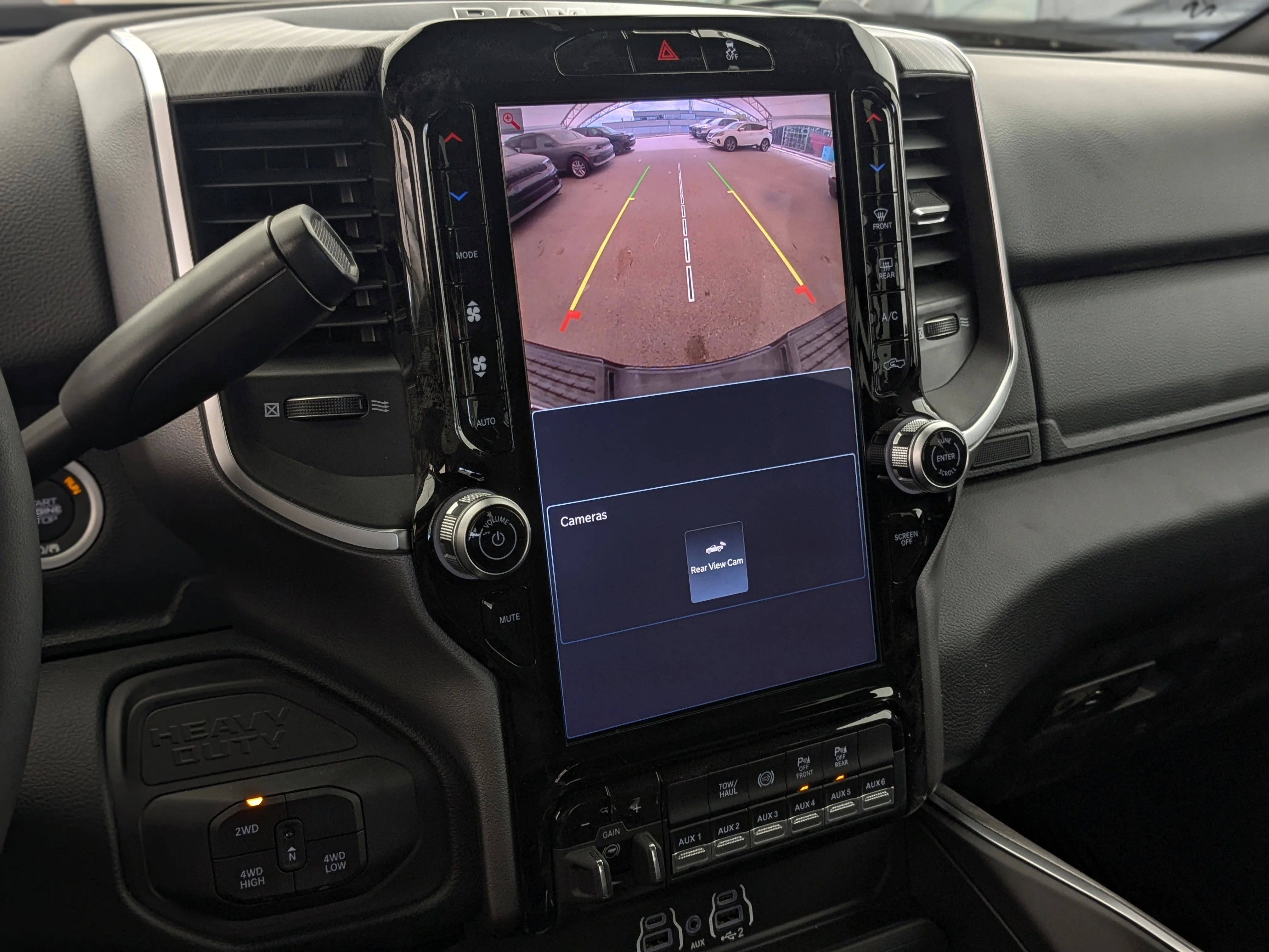 New 2026 Black RAM Big Horn - 6.7L HO Diesel - 12 Nav - Sport App Pkg - 5th Wheel/Gooseneck Prep - Alpine Audio & More image 22