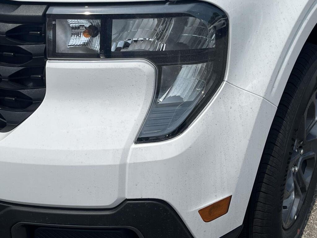New 2026 Oxford White Ford XLT image 13