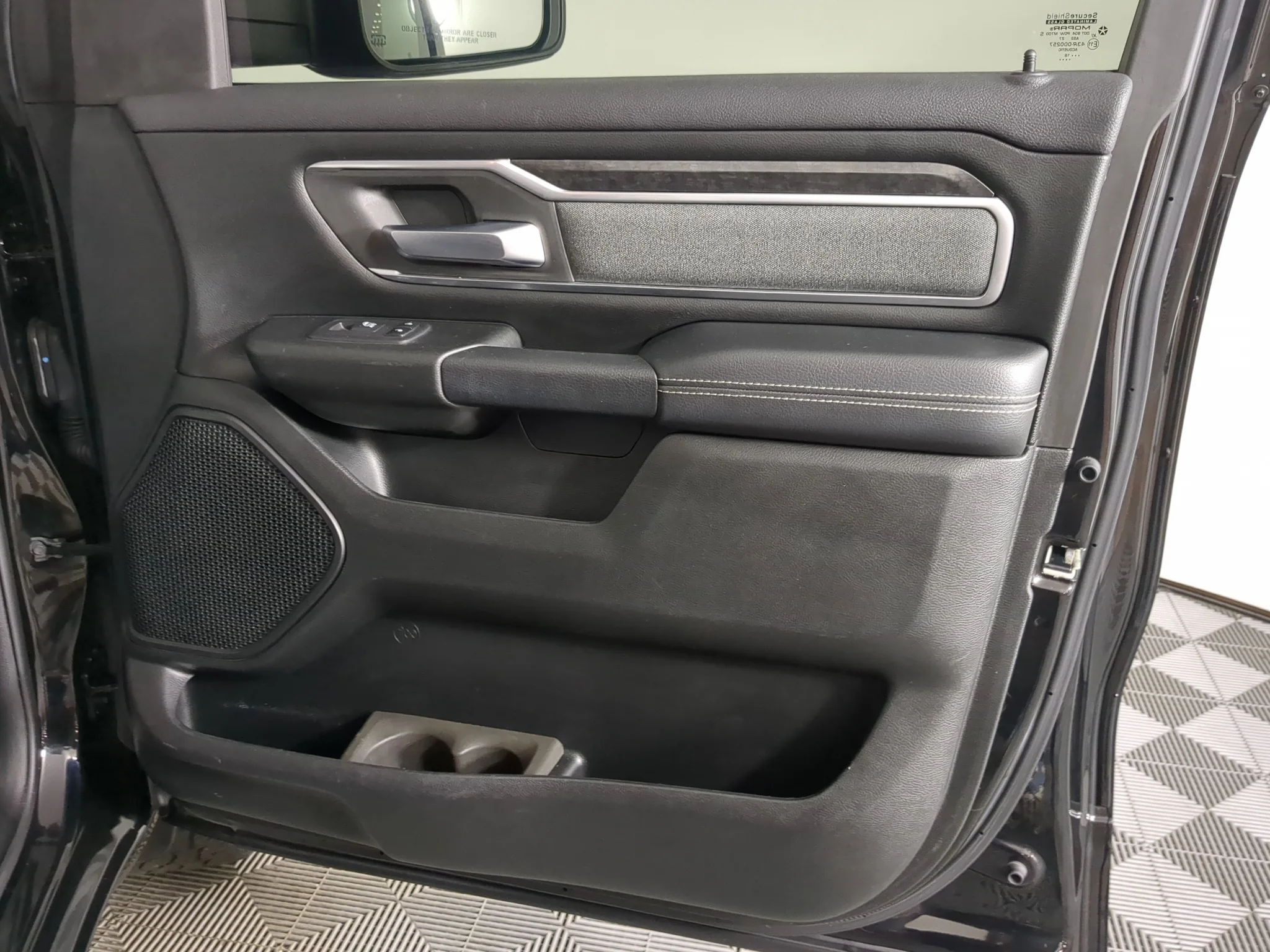 Used 2019 Black Ram Big Horn/Lone Star image 19