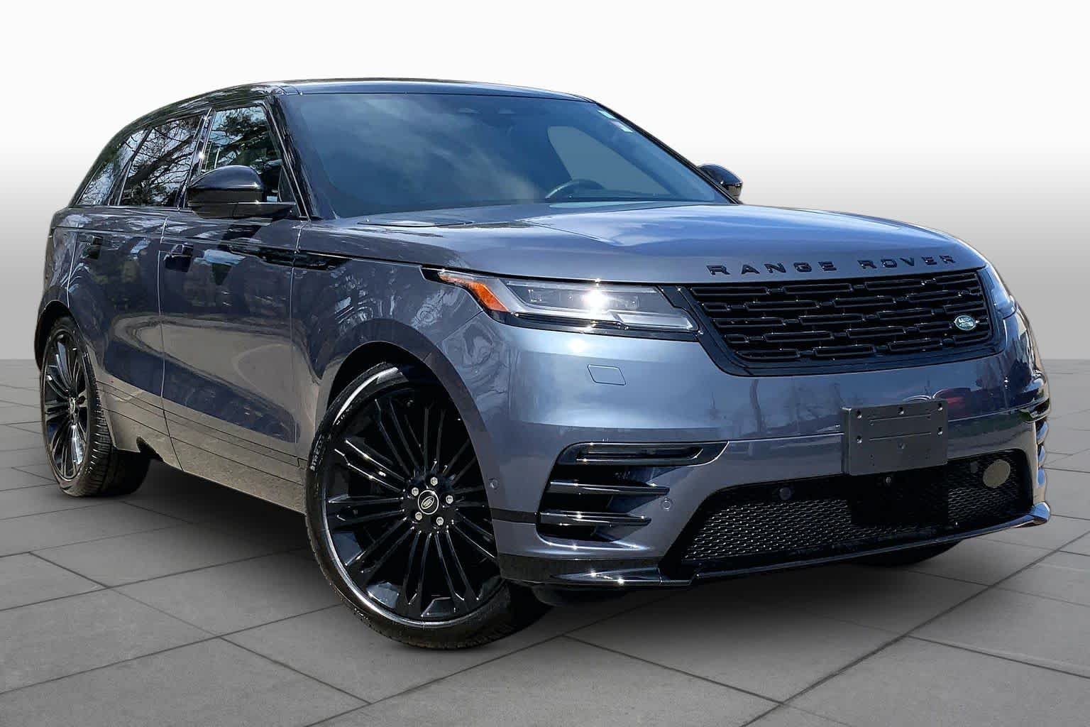 Used 2026 Varesine Blue Metallic Land Rover Dynamic SE image 3