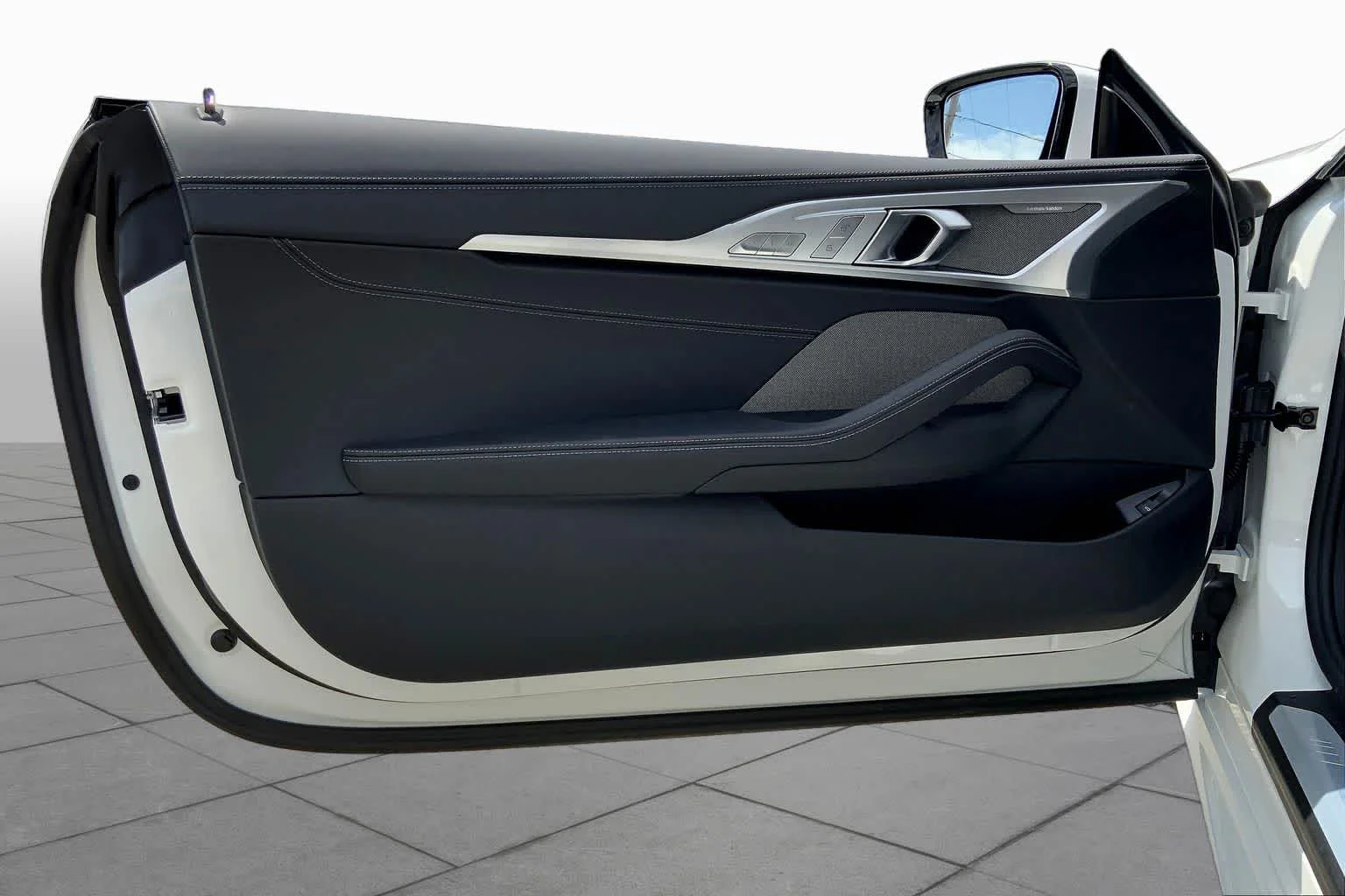 2026 BMW 8 Series 840i - Photo 10