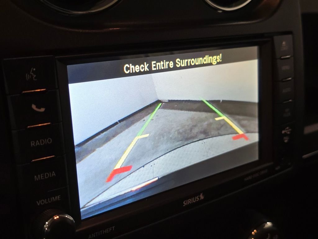 Used 2016 Black Jeep Latitude image 33