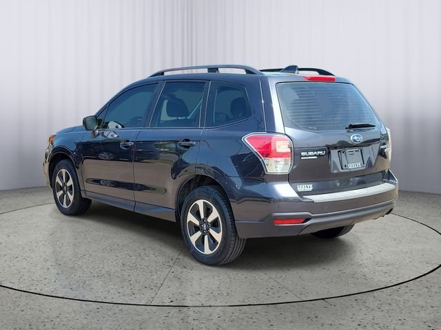 Used 2017 Gray Subaru 2.5i image 3