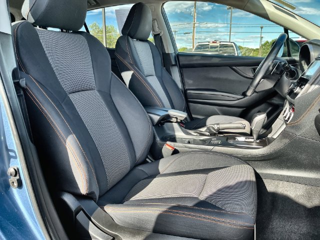 Used 2022  Subaru Premium image 26