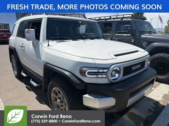 2013 Toyota FJ Cruiser 4x4 AT's photo