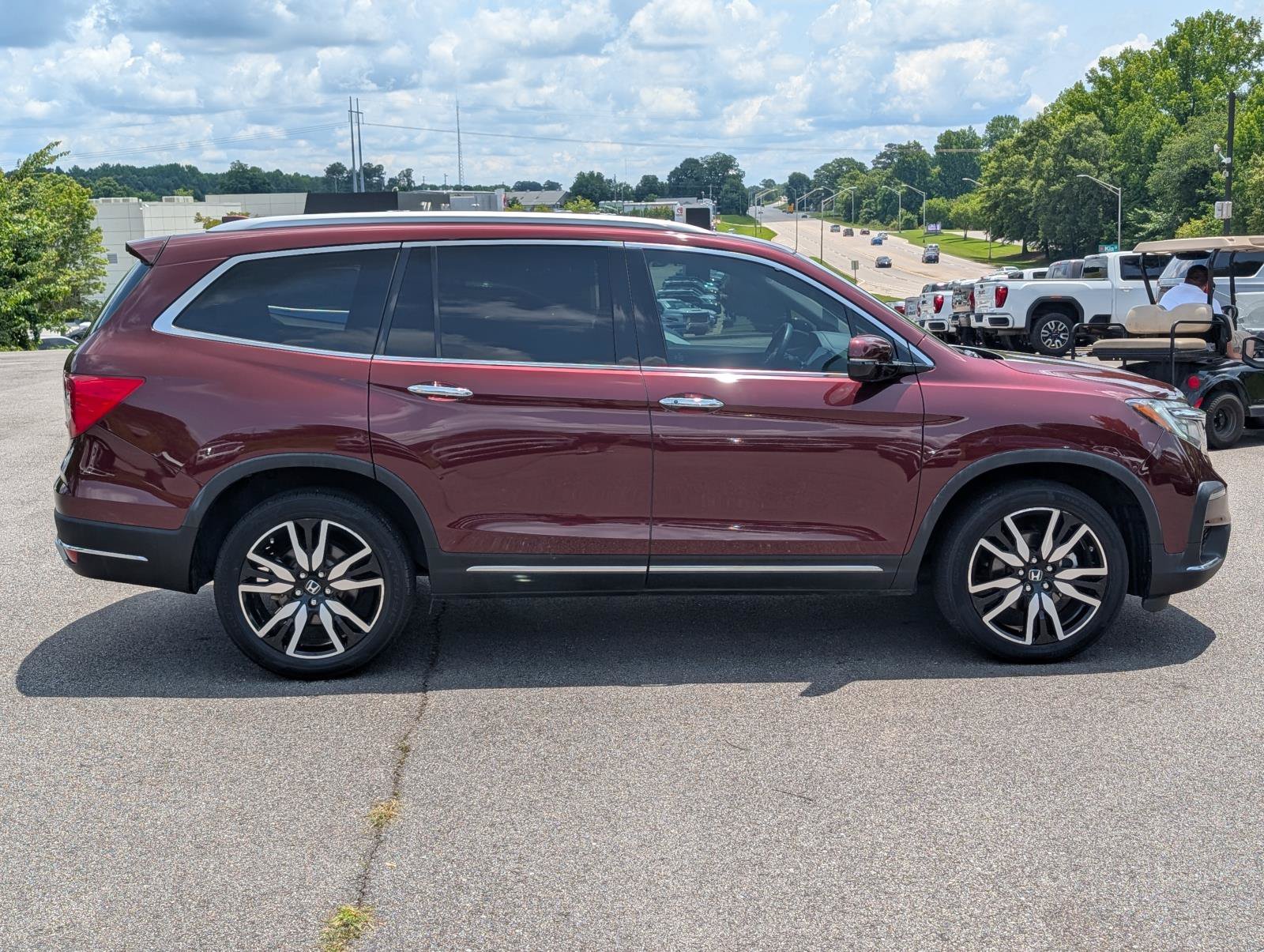 Used 2020 Burgundy Honda Touring 7-Passenger image 6