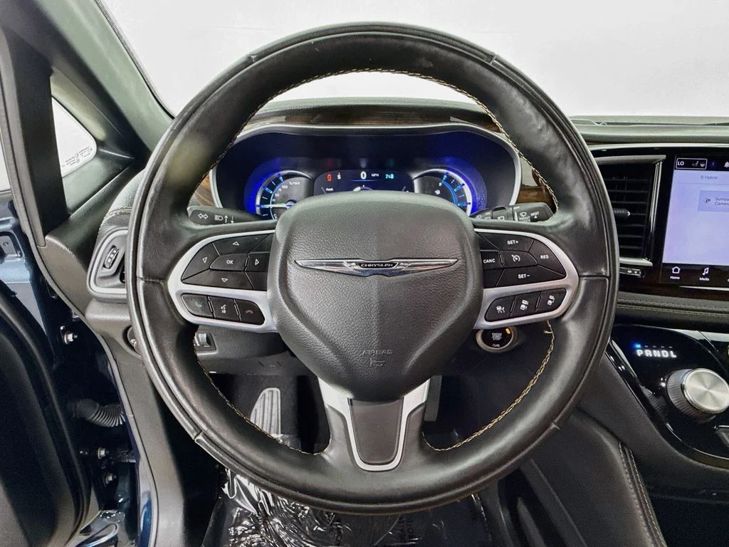 Used 2022 Blue Chrysler Pinnacle image 11