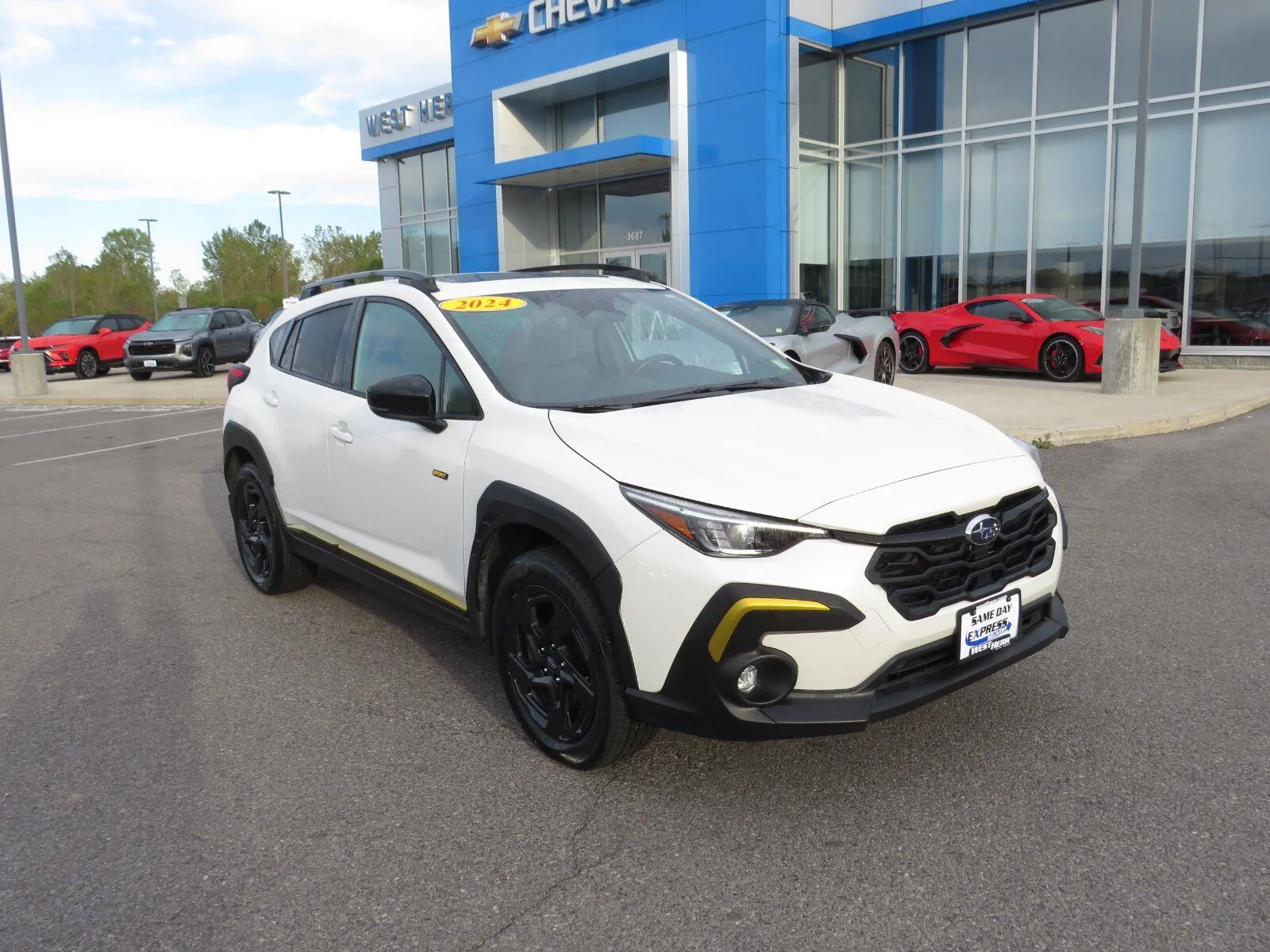 Used 2024 Crystal White Pea Subaru Sport image 2