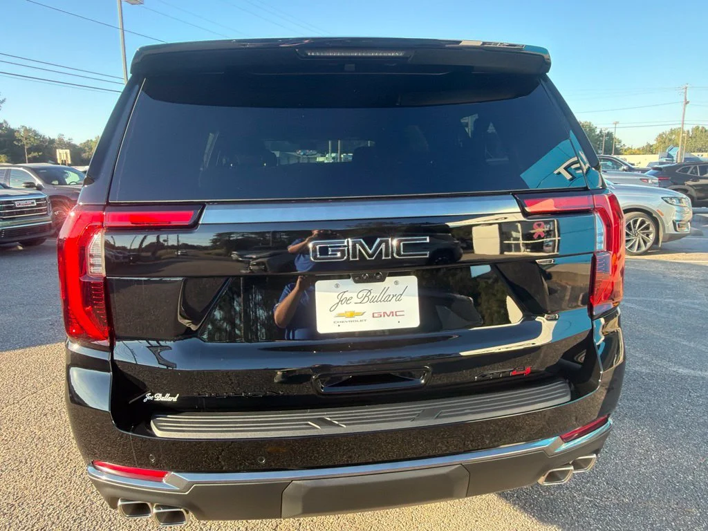 New 2026 Onyx Black GMC AT4 image 4