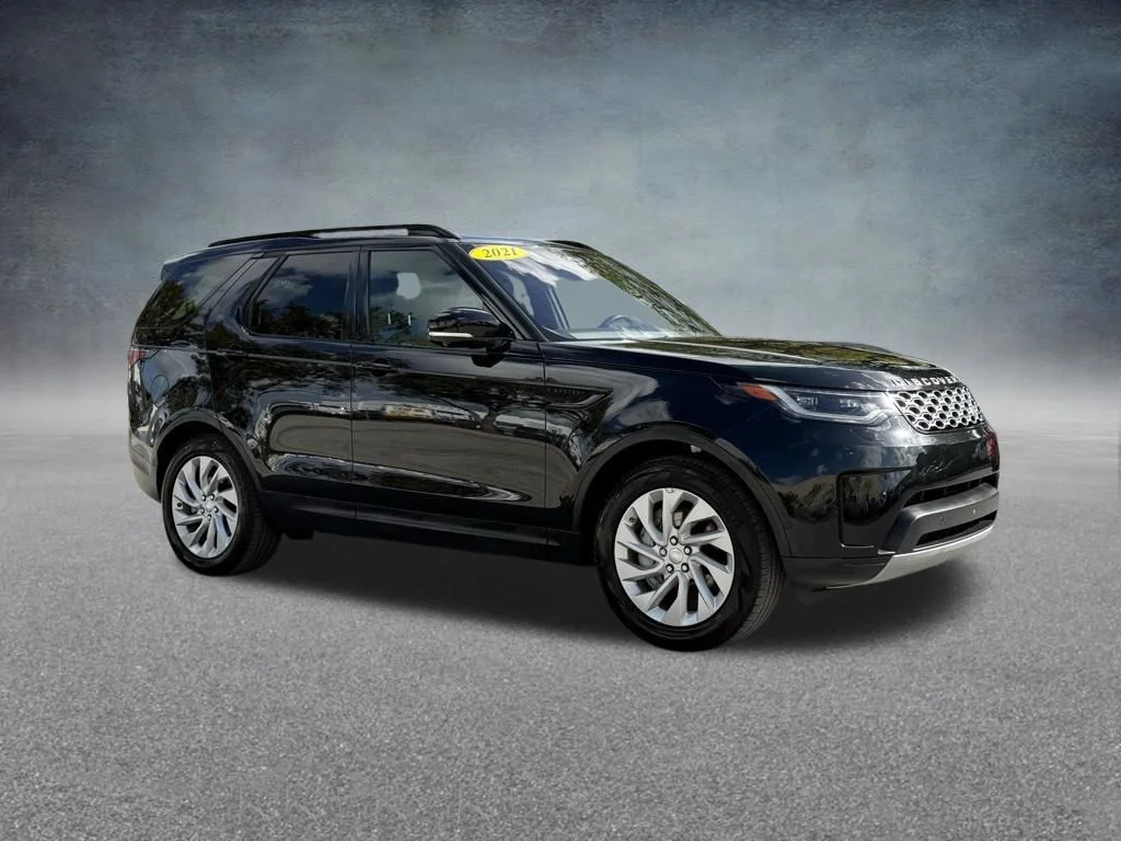 Used 2021 Black Land Rover S image 3