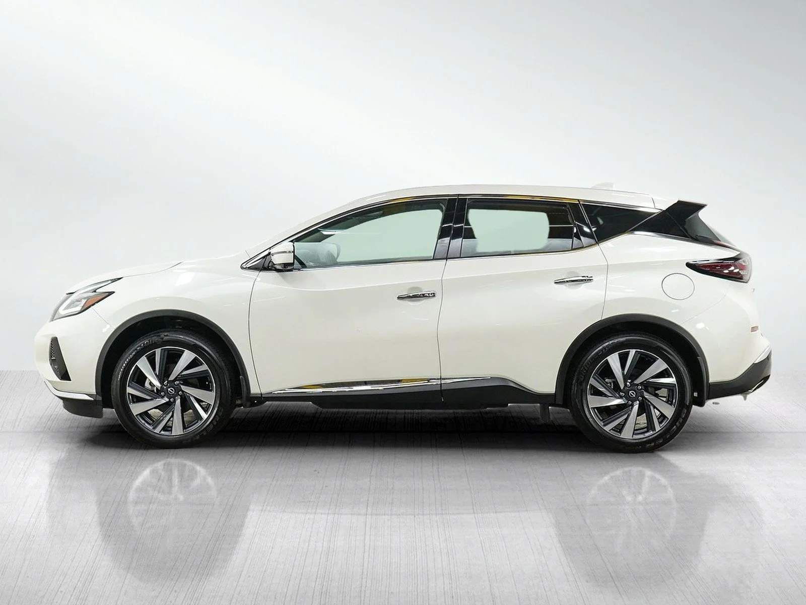 Used 2023 Nissan Murano SL with VIN 5N1AZ2CS3PC136064 for sale in Burnsville, Minnesota