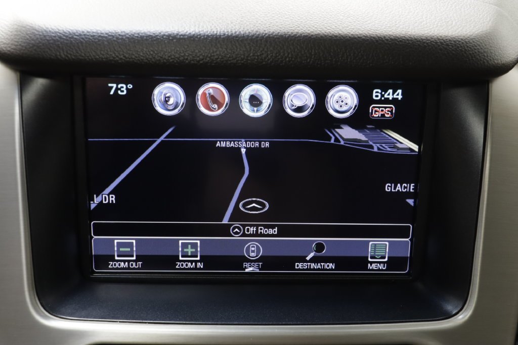 Used 2017 Silver GMC Denali image 10