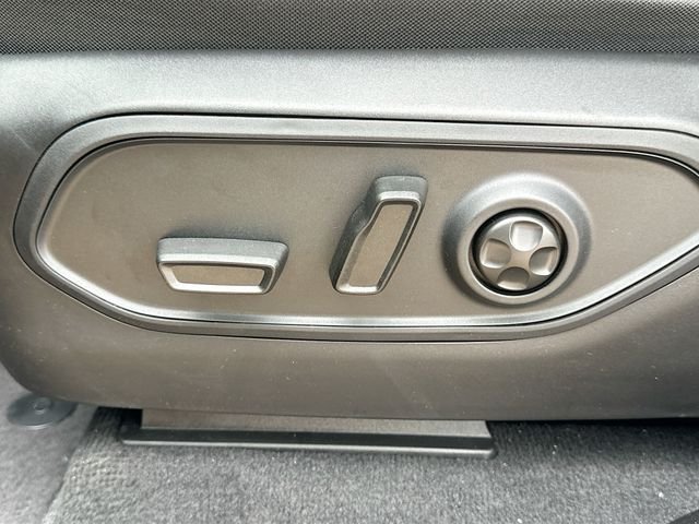 New 2026 Red Jeep Altitude image 19