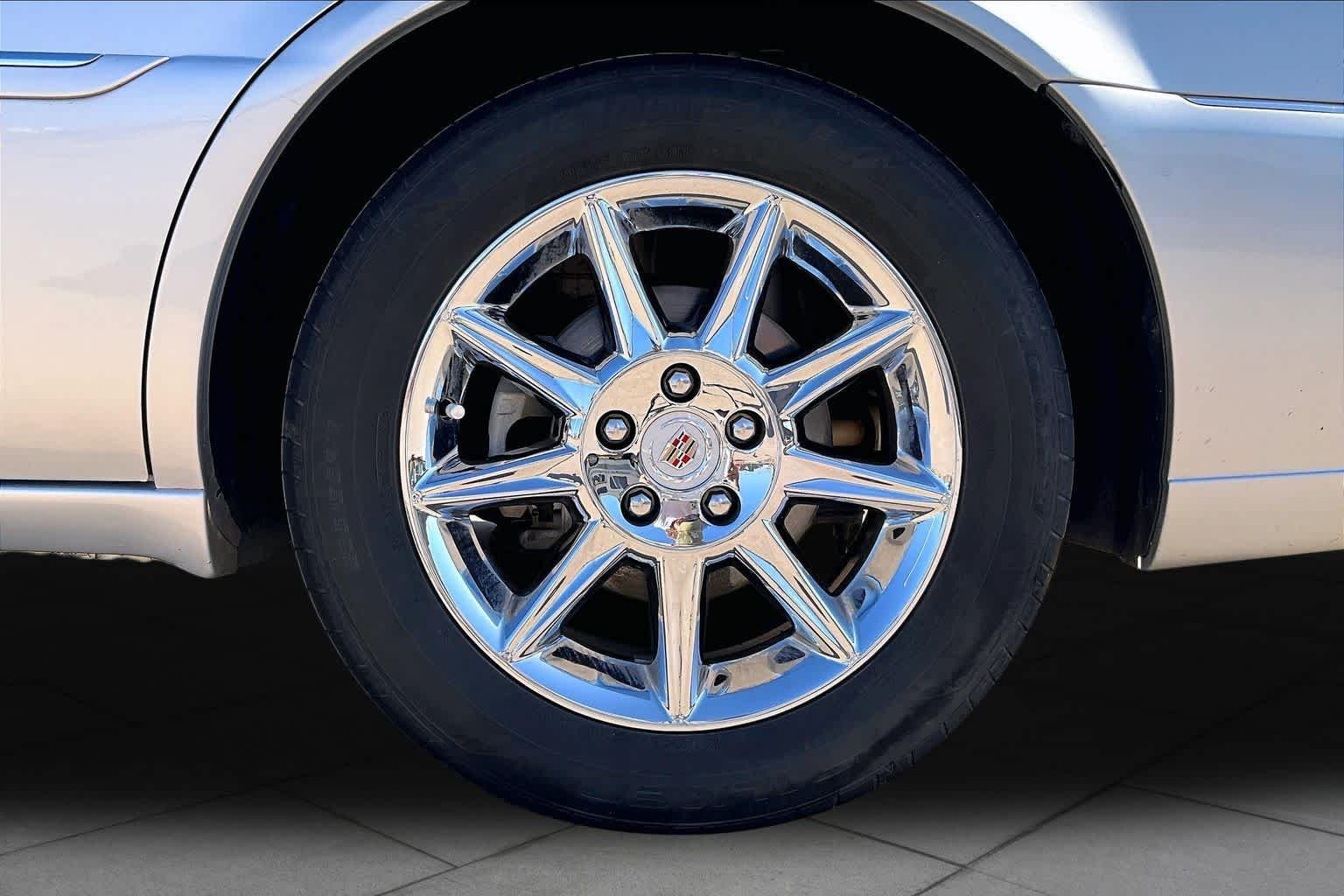 Used 2011 Radiant Silver Metallic Cadillac Luxury Collection image 10