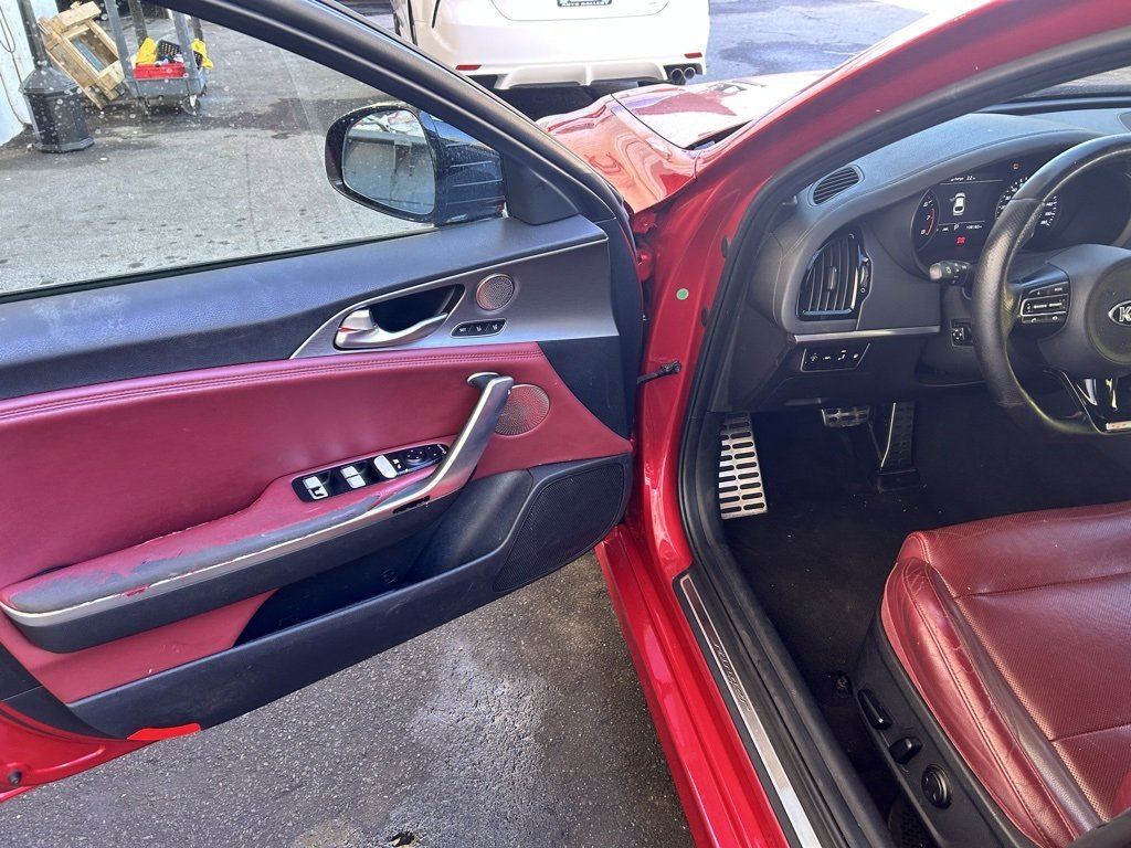 2018 Kia Stinger GT1 photo 4