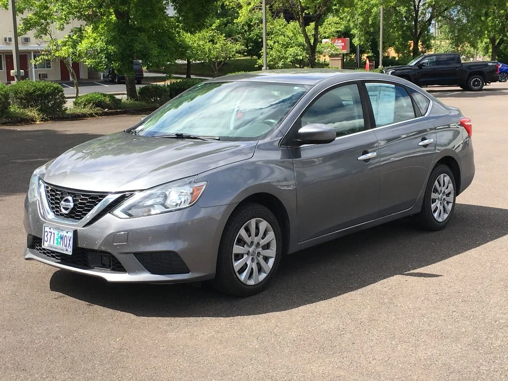 2018 Nissan Sentra S CVT's photo